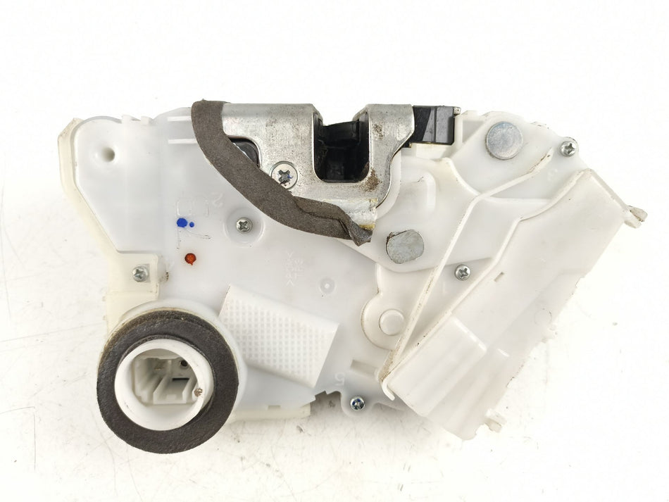 Fechadura porta frontal direita | Toyota Prius (ZVW30)