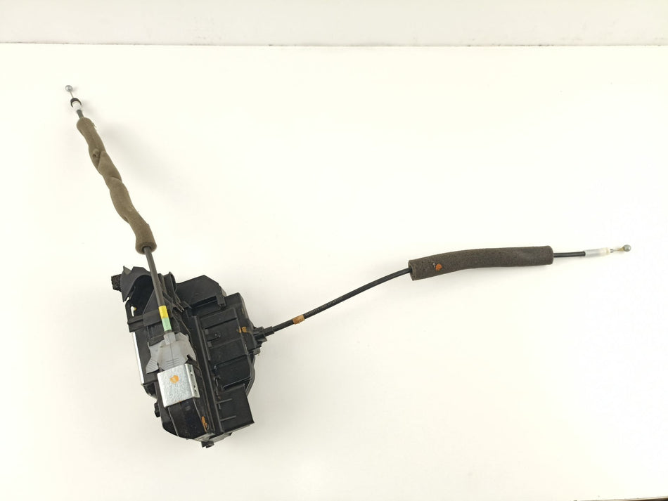 Fechadura porta traseira direita | Nissan Juke