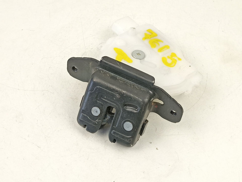 Fechadura da porta da mala | Toyota Yaris