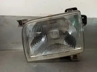 Ótica esquerda | Nissan Pick-Up (D22)
