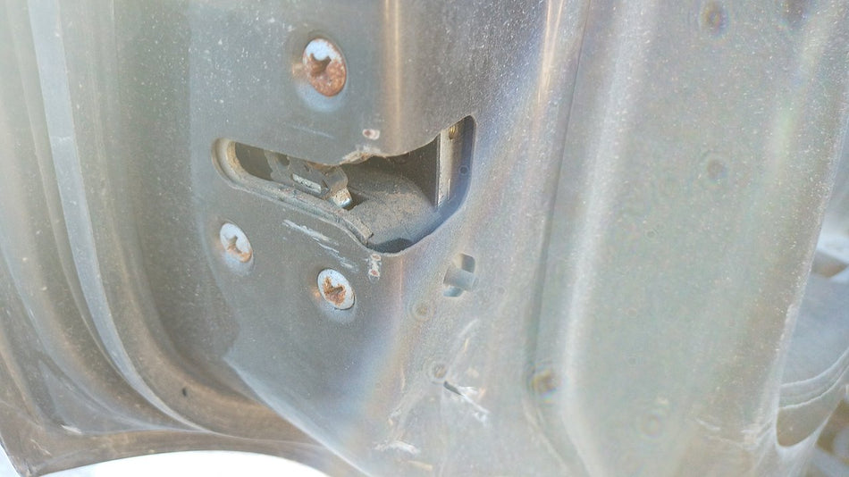 Fechadura porta traseira esquerda | Nissan Qashqai (J11E)