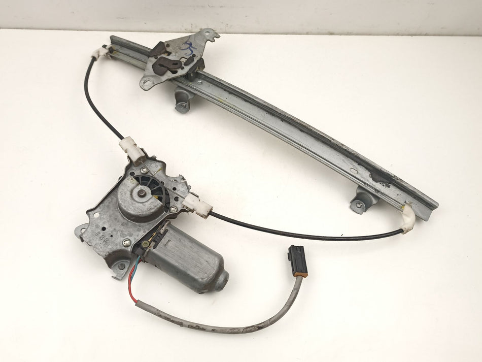 Elevador dos vidros frontal direito | Nissan Primera Hatchback (P11)
