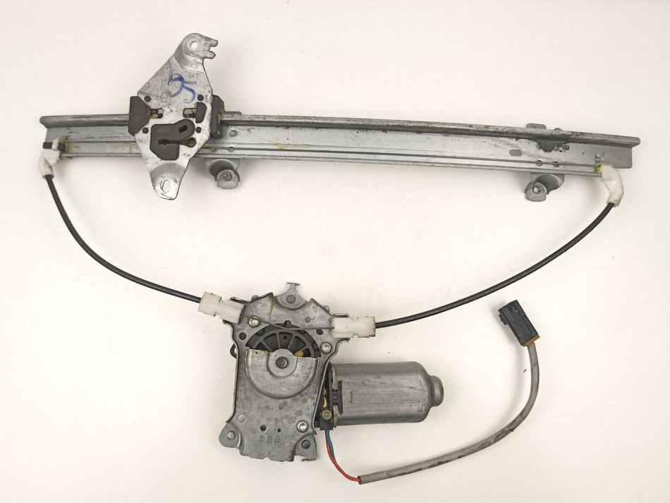 Elevador dos vidros frontal direito | Nissan Primera Hatchback (P11)