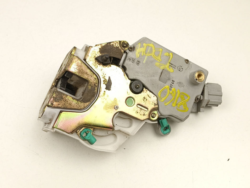 Fechadura porta traseira direita | Nissan Primera Hatchback (P11)