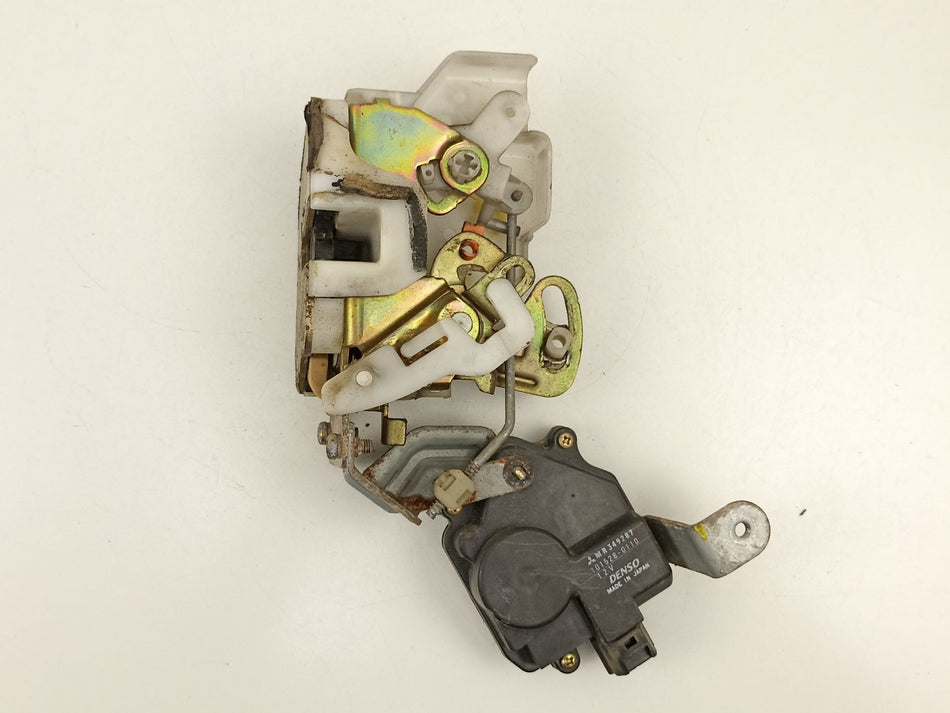 Fechadura porta traseira esquerda | Mitsubishi Montero III