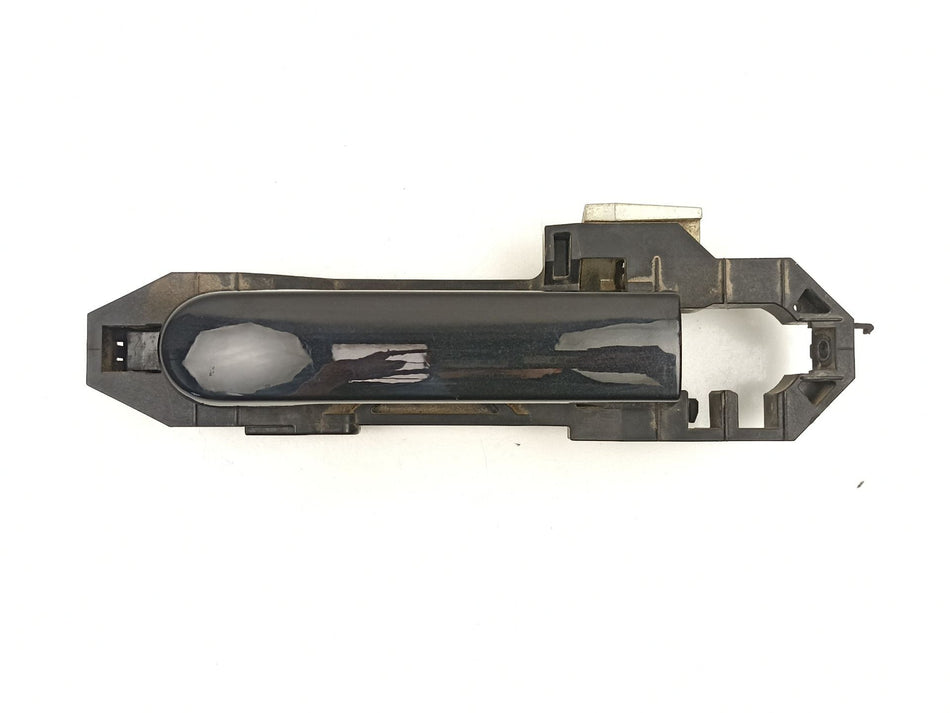 Puxador exterior frontal esquerdo | Nissan Tiida Hatchback (C11)