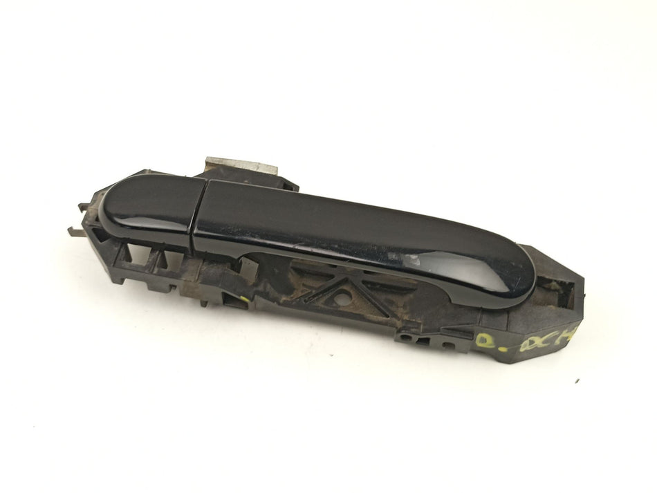 Puxador exterior frontal direito | Nissan Tiida Hatchback (C11)