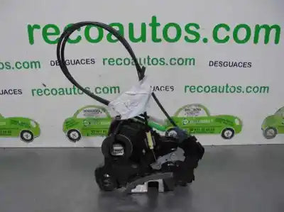 Fechadura da porta frontal esquerda | Toyota RAV 4 III (_A3_)
