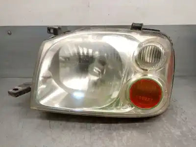 Ótica esquerda | Nissan Pick-Up (D22)