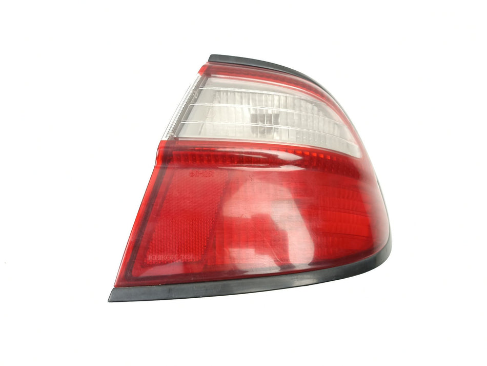 Farolim traseiro direito | Nissan Almera (N15)