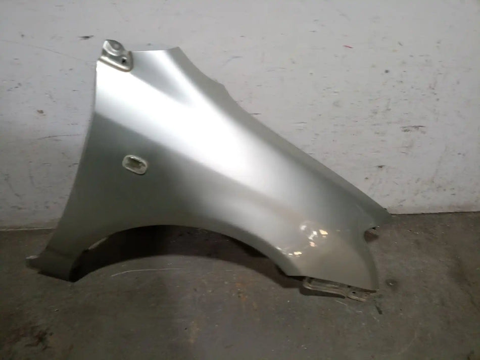 Guarda lamas direito | Toyota Corolla E12