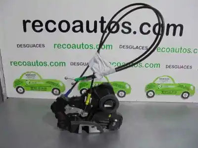 Fechadura da porta frontal direita | Toyota Auris