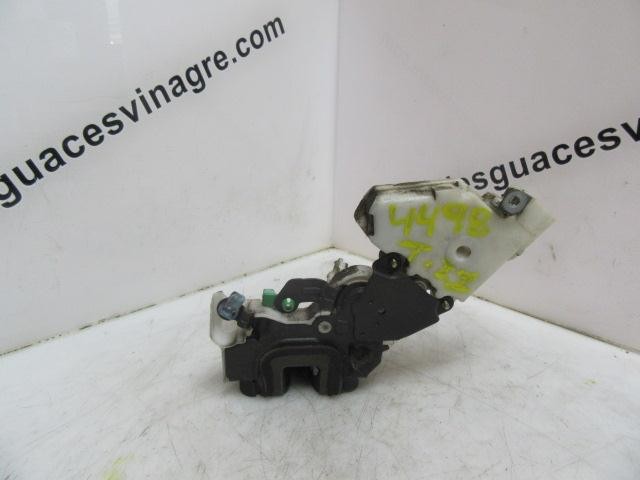 Fechadura porta traseira esquerda | Nissan Almera