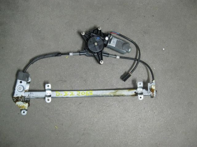 Elevador dos vidros frontal esquerdo | Nissan Primera