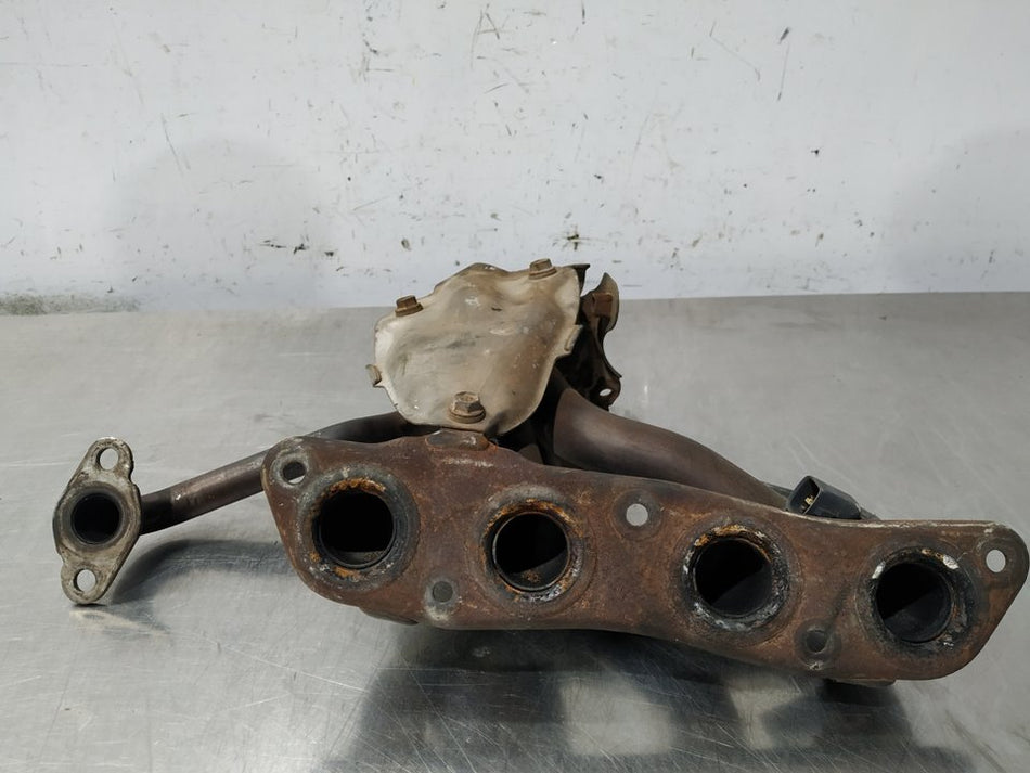 Fechadura porta da mala | Toyota Avensis Wagon (T25)