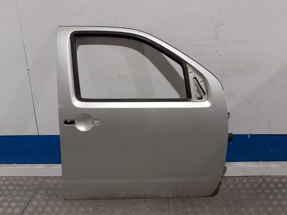 Porta frontal direita | Nissan Navara Pick-Up (D40M)