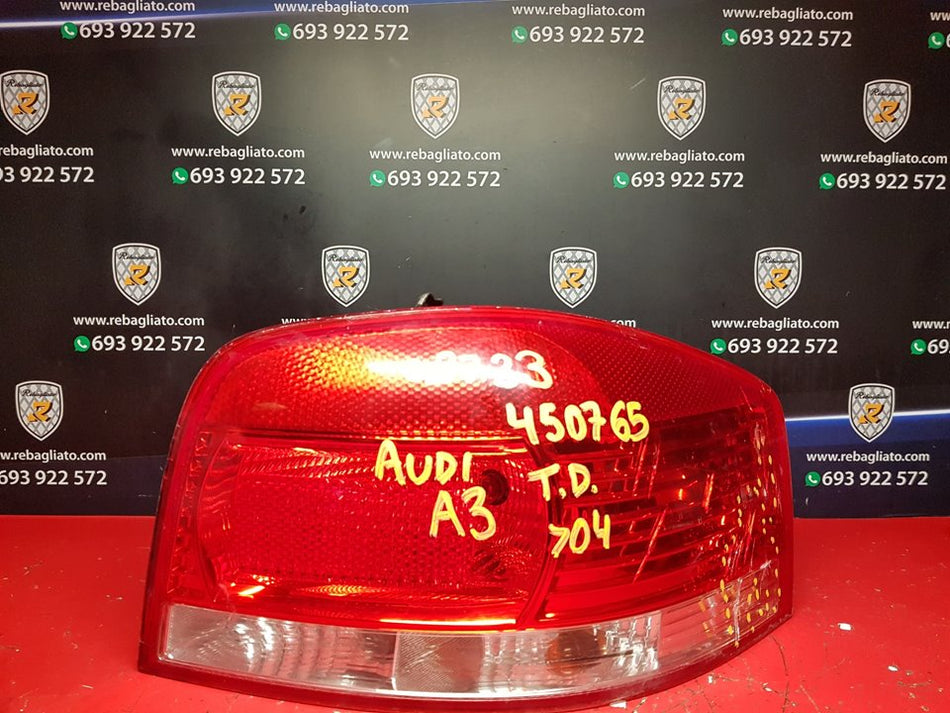 Farolim traseiro direito | Audi A3 (8P1)