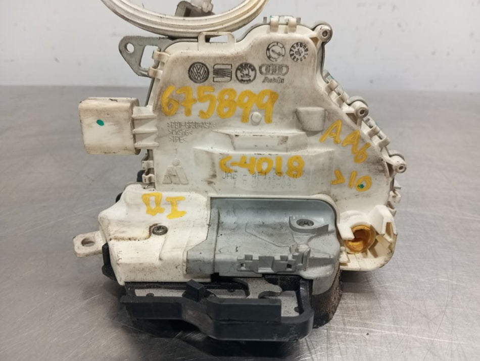Fechadura porta frontal esquerda | Audi 6 Berlina (4F2)