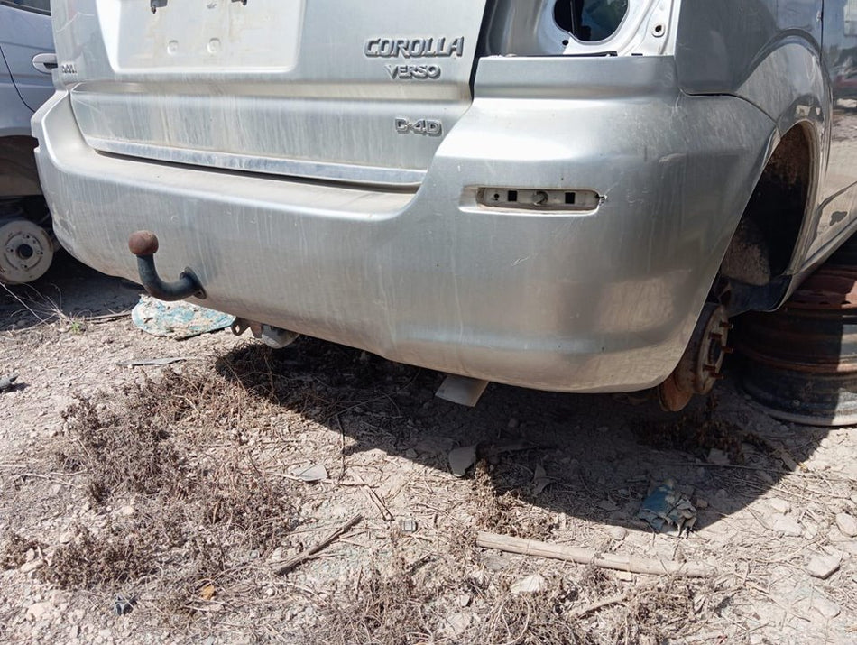 Para-choques traseiro | Toyota Corolla Verso (R1)