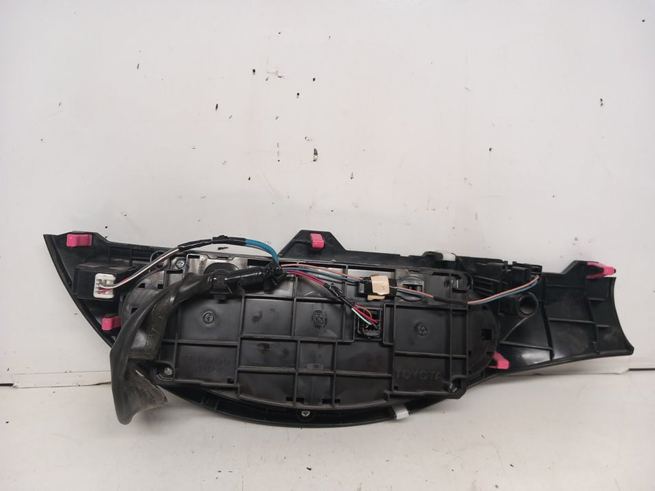 Grelha do para-choques frontal | Toyota Yaris (P13)