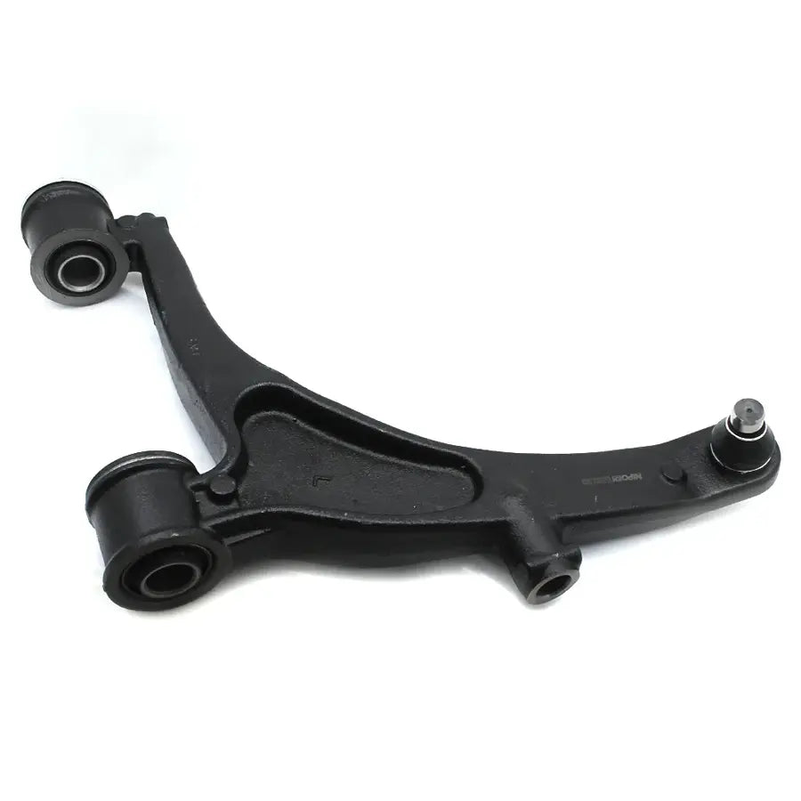 Braço de suspensão inferior esquerdo 54501-00Q0C | Nissan