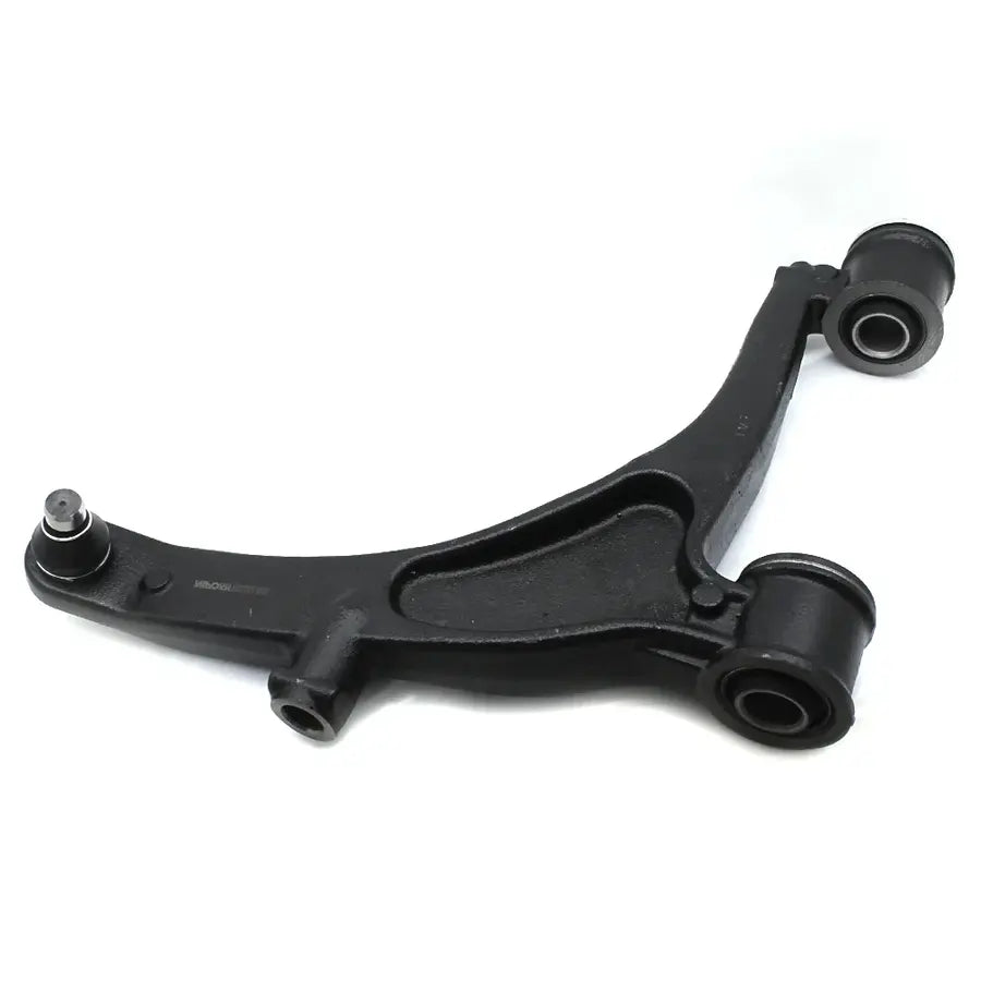 Braço de suspensão inferior direito 54500-00Q0C | Nissan
