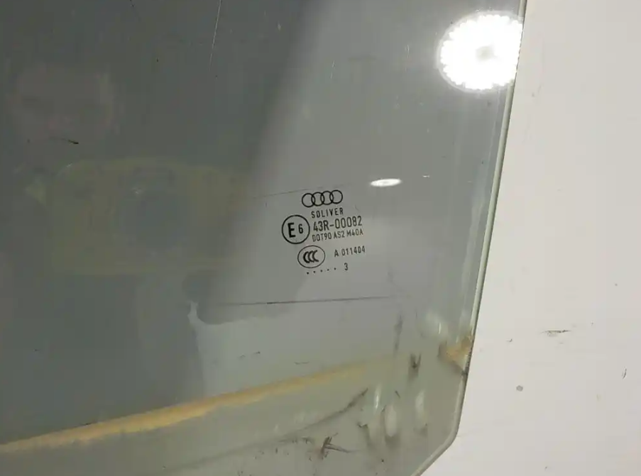 Vidro frontal esquerdo | Audi A5 Coupe (8T)