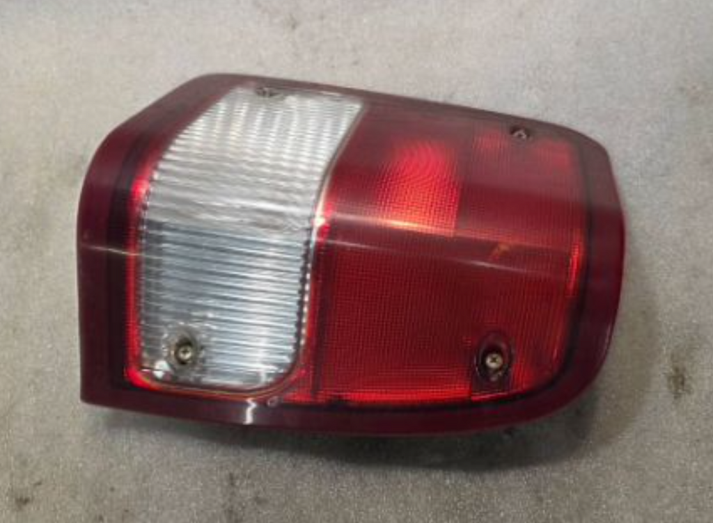 Farolim direito | Hyundai Galloper