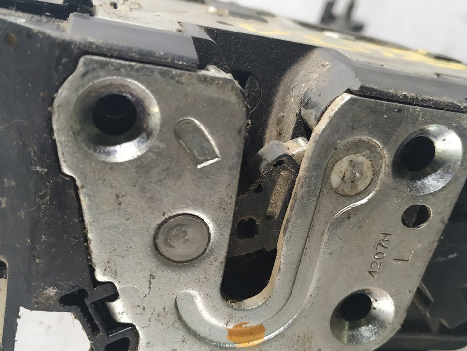 Fechadura porta frontal esquerda | Nissan Note (E11E)