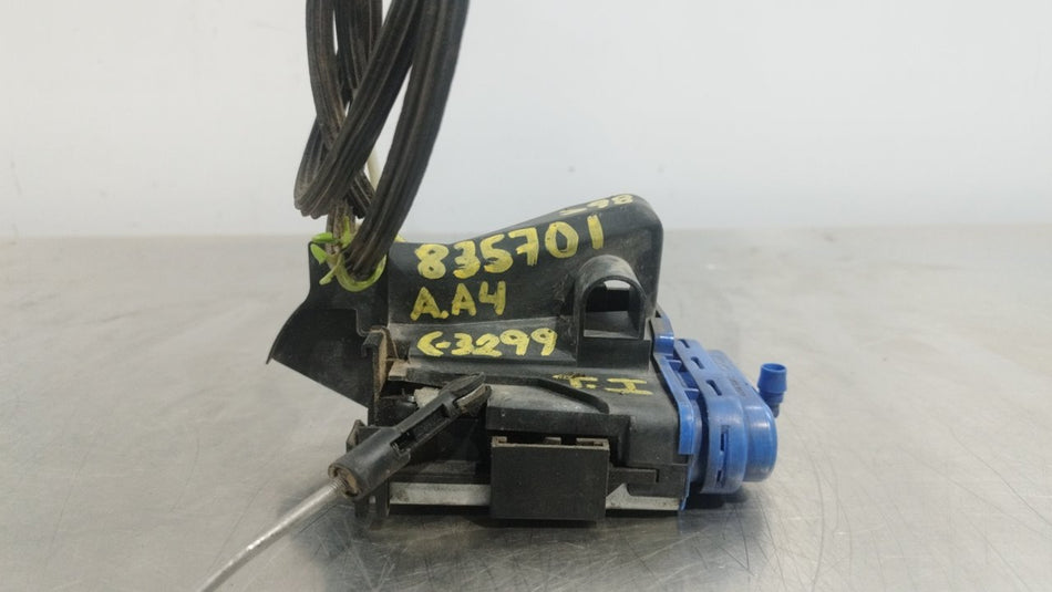 Fechadura porta traseira esquerda | Audi A4 Berlina (B5)