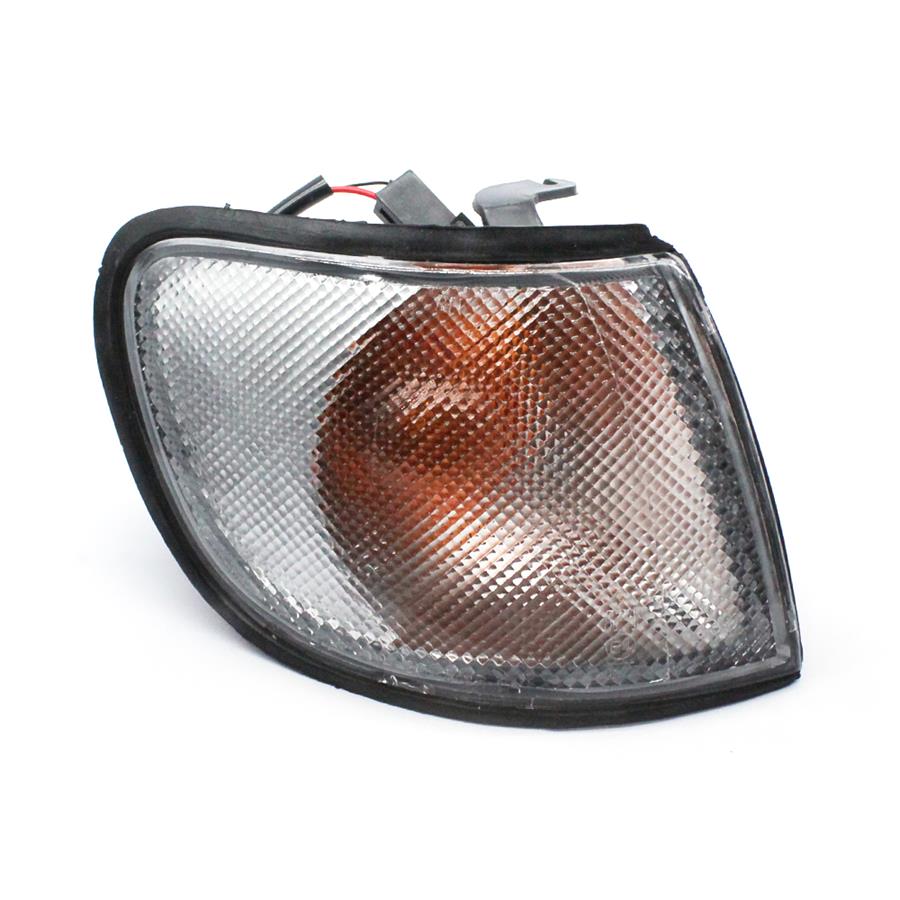 Farolim ângulo direito B6130-63C00 | Nissan