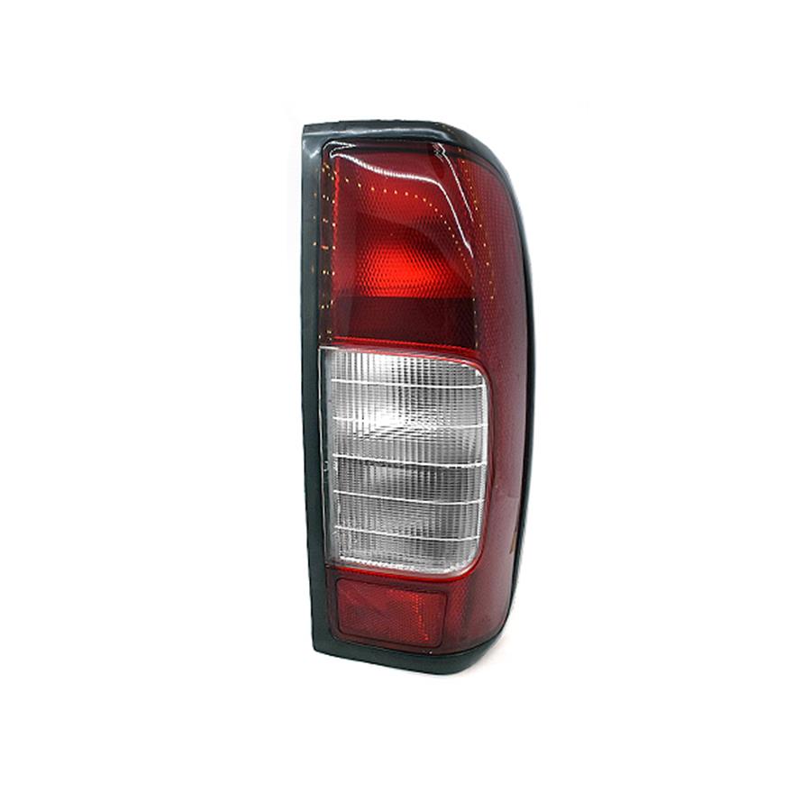 Farolim traseiro direito 26550-3S225 | Nissan