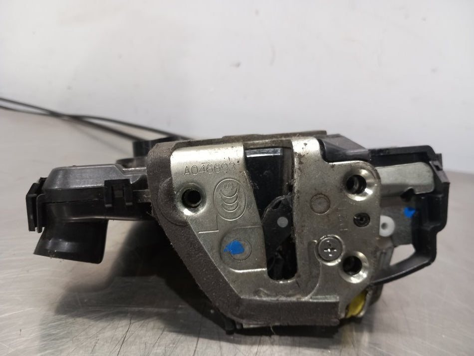Interruptor do vidro traseiro esquerdo | Toyota Avensis Cross Sport (T27)