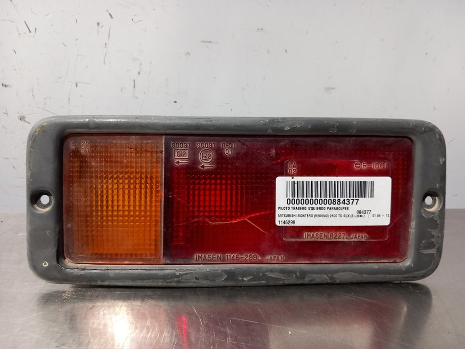 Farolim traseiro esquerdo do para-choques traseiro | Mitsubishi Pajero (V20/V40)