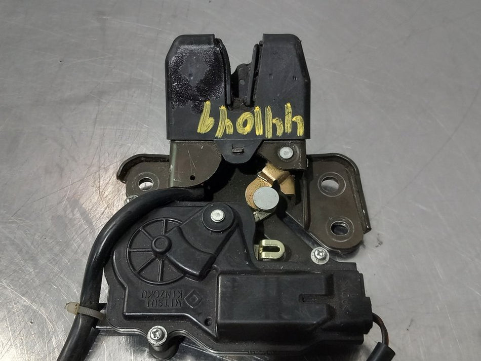Fechadura porta da mala | Toyota Avensis Berlina (T25)