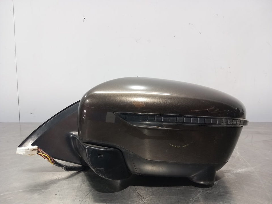 Espelho retrovisor esquerdo | Nissan Qashqai (J11E)