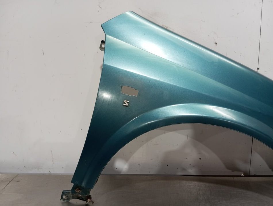 Guarda-lamas frontal direito | Nissan Primera Berlina (P11)