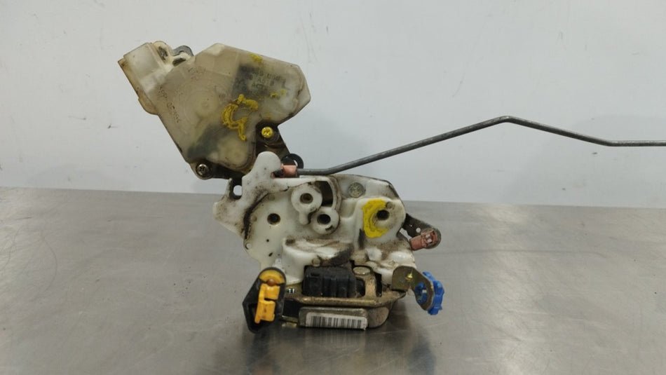 Fechadura porta frontal esquerda | Nissan Almera (N16/E)