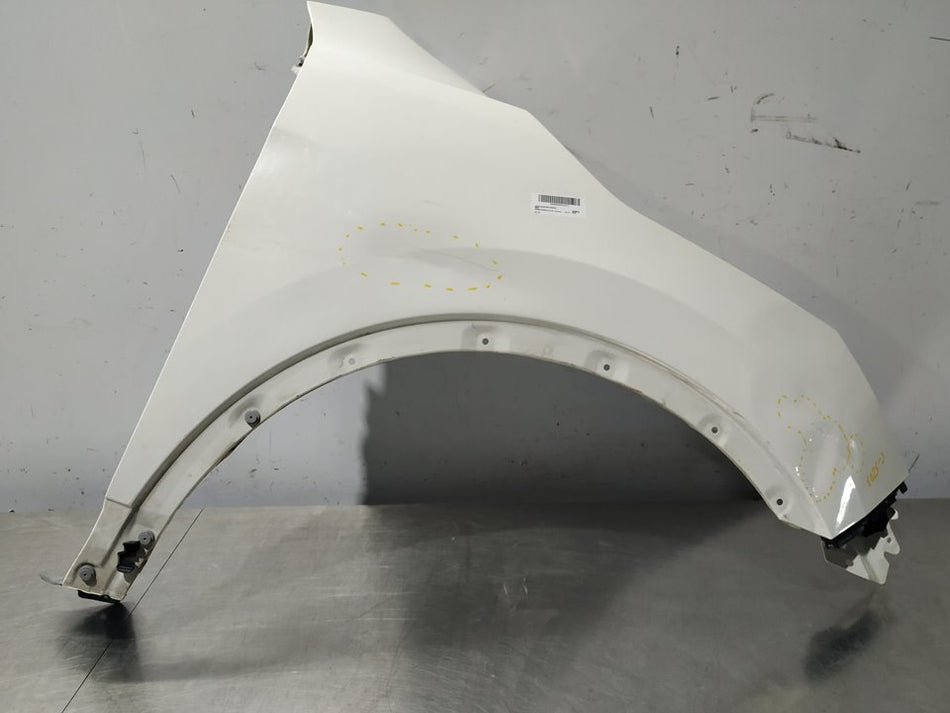 Guarda-lamas frontal direito | Nissan Qashqai (J11E)