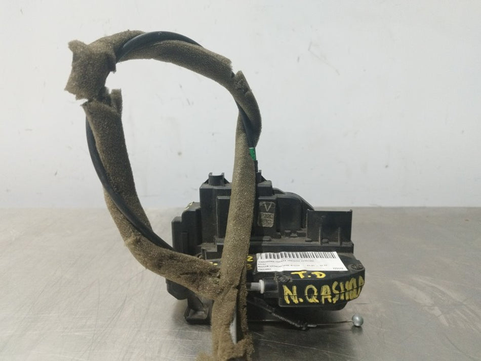 Fechadura porta traseira direita | Nissan Qashqai (J10)