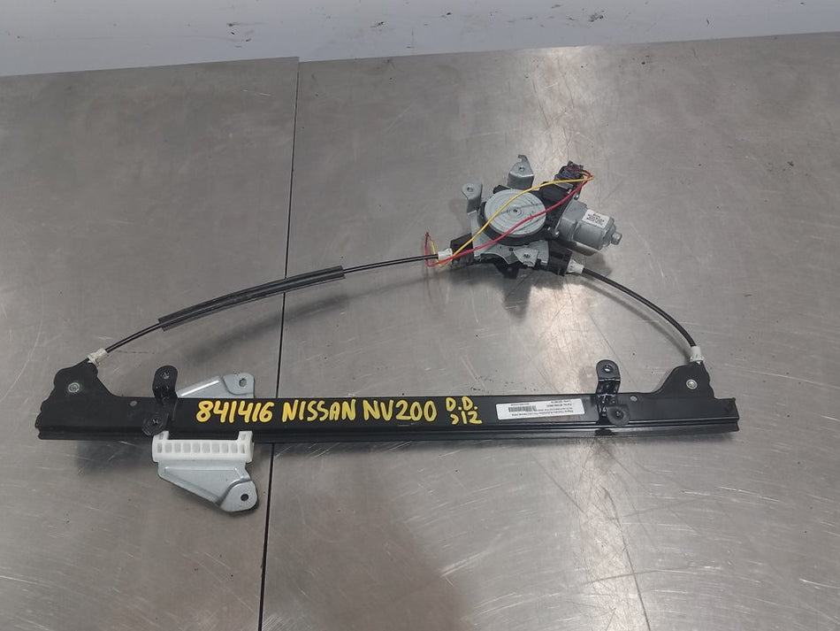 Elevador dos vidros frontal direito | Nissan NV200/Evalia (M20/M)