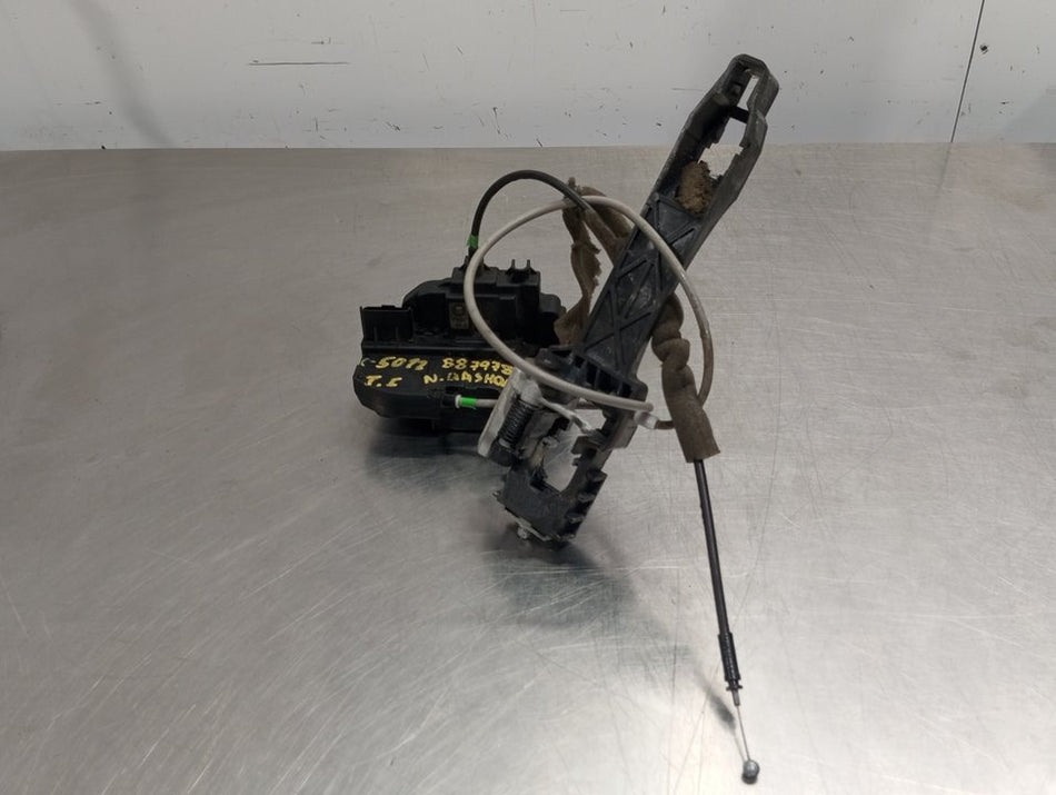 Fechadura porta traseira esquerda | Nissan Qashqai (J10)