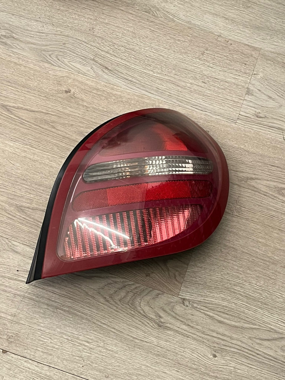 Farolim direito 28550BN011 | Nissan Almera (N16)