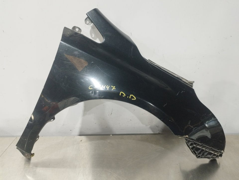 Guarda-lamas frontal direito | Toyota Avensis Cross Sport (T27)