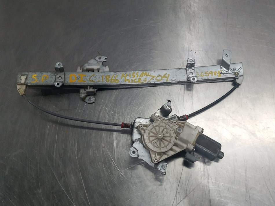 Elevador dos vidros frontal esquerdo | Nissan Micra (K12E)