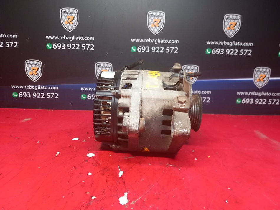 Fechadura porta traseira direita | Toyota Corolla Verso (E12)