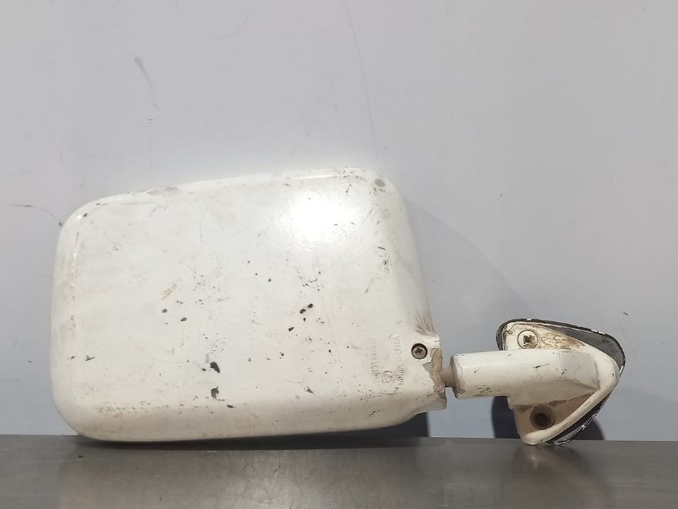 Espelho retrovisor esquerdo | Nissan Vanette (C220)