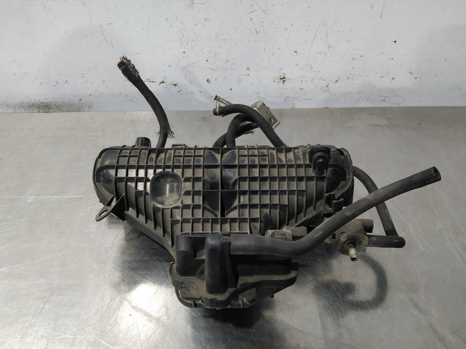 Fechadura porta frontal esquerda | Toyota Yaris (P13)