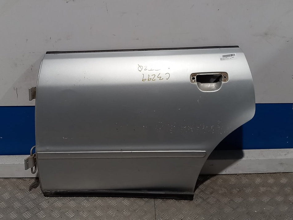 Porta traseira esquerda | Audi A4 Berlina (B5)