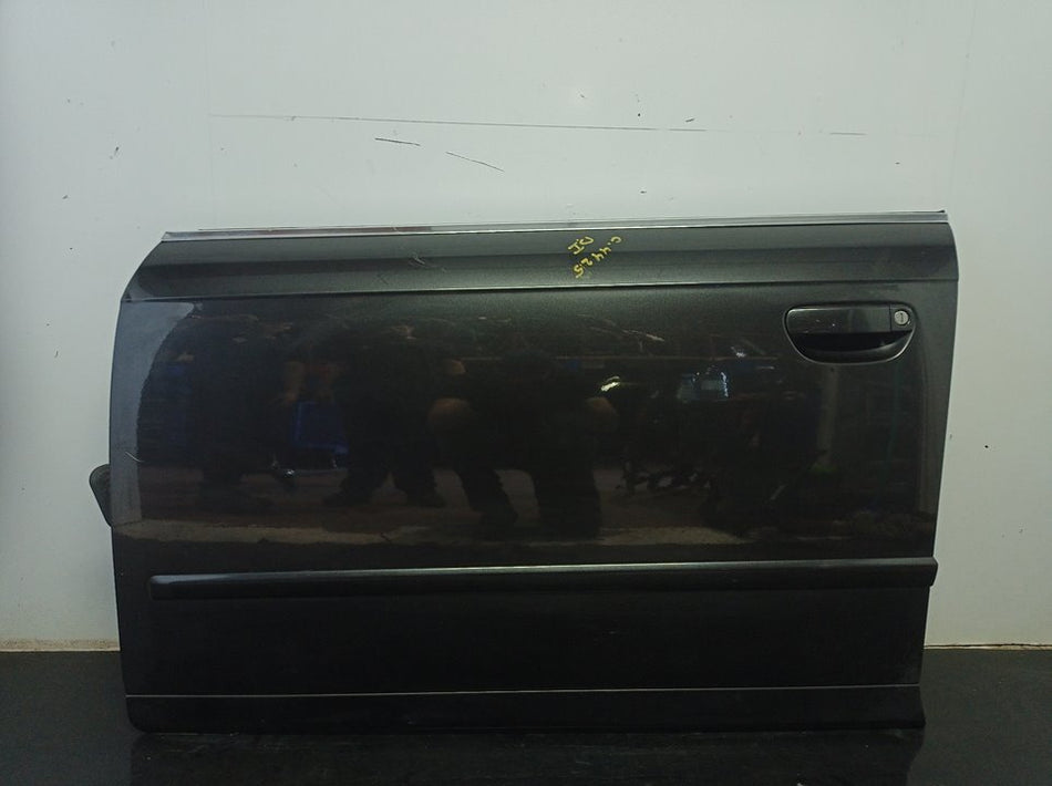 Porta frontal esquerda | Audi A4 Avant (8E)